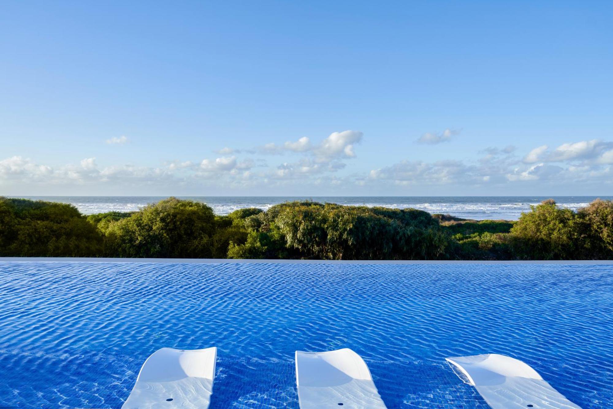 Pullman Mazagan Royal Golf&Spa El Jadida Bagian luar foto View of the Atlantic Ocean from the pool at the Iberostar Grand Hotel Bahia, in 2019