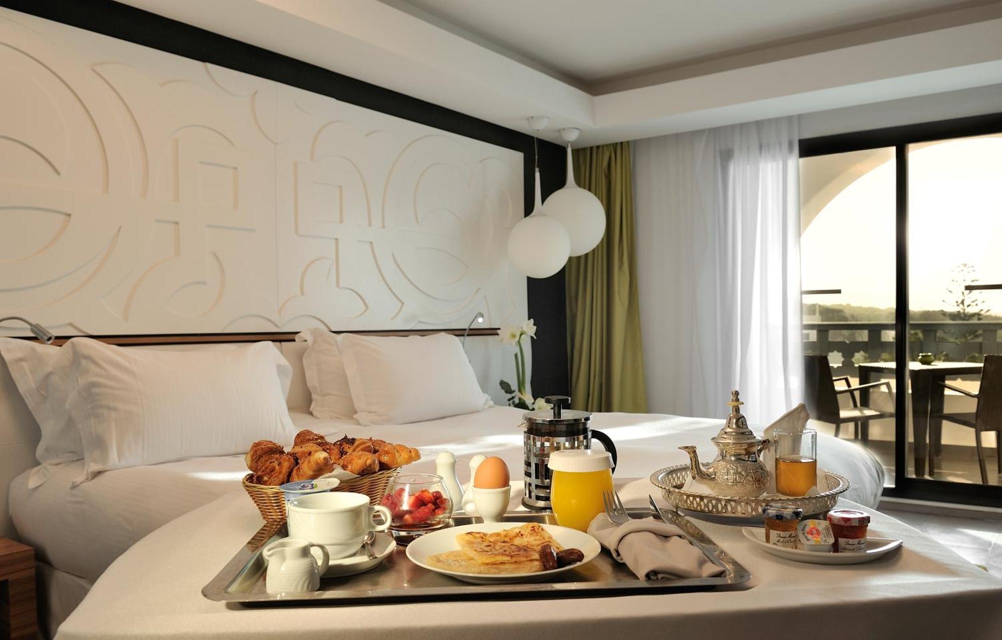 Pullman Mazagan Royal Golf&Spa El Jadida Bagian luar foto Room service